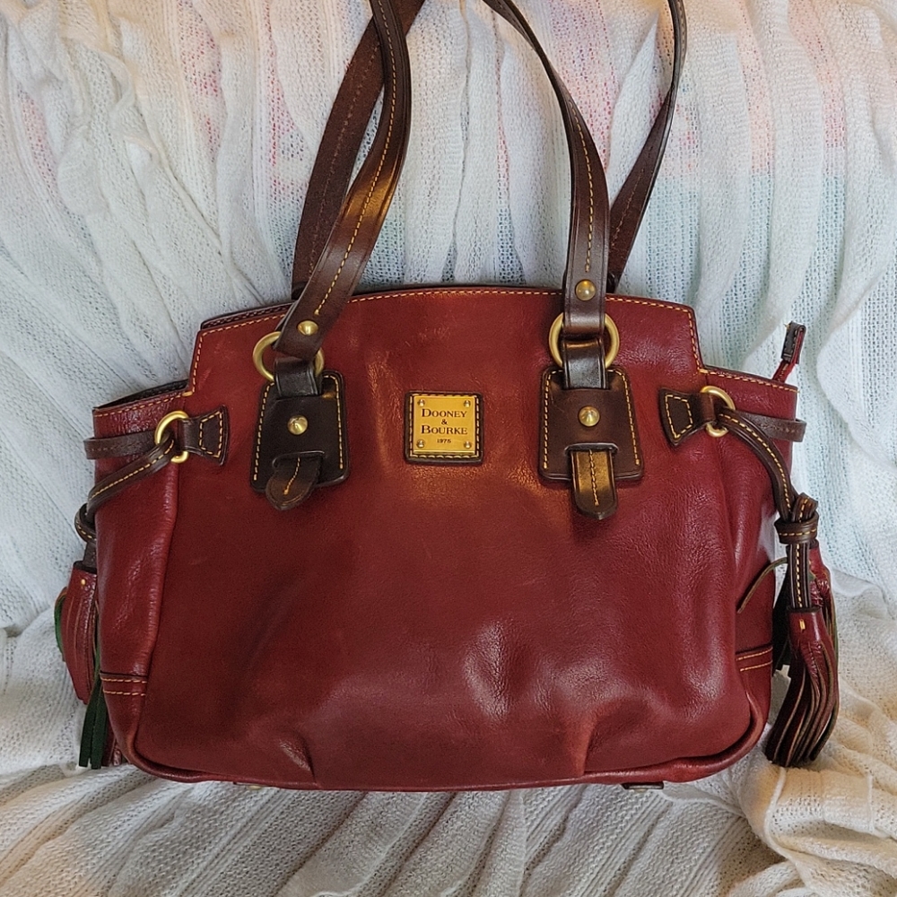 Vitnage Dooney toledo tote